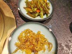 -湊湊火锅·茶憩(新中关购物中心店)