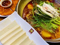 -喇喇排骨火锅·传统韩式脊骨汤(望京西园总店)