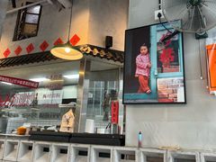 -方铲铲·成都板凳面(滨江银泰店)