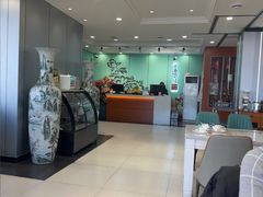 -李连贵熏肉美食酒楼(东市商贸店)