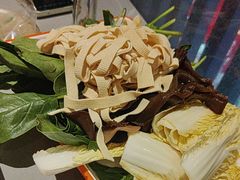 -不夜天烧烤牛骨头(南湖店)