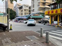 -广味炭炉鸡煲(宝业路分店)