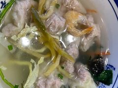 -长人馄饨铺(解放街店)
