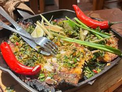 香茅草烤罗非鱼-云海肴·汽锅鸡·云南代表菜(美罗城店)