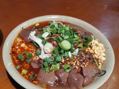 -谢老五跷脚牛肉·非遗传承店