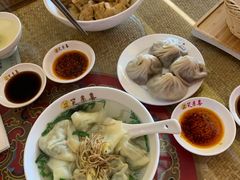 -笑来喜馄饨小笼工坊店(湖滨街店)