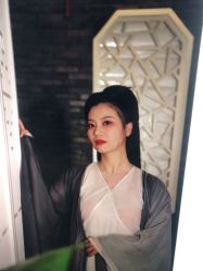 -盘子女人坊古装写真摄影(厦门总店)