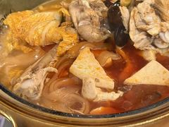 -满格嗦新疆椒麻鸡火锅.炒米粉(川大江安校区店)