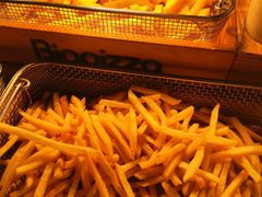 炸鸡配薯条-比格比萨自助(花园路店)