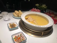 -领鲜天下·焗海鲜·花胶鸡(天目里店)