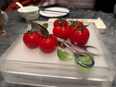 番茄脆菇沙拉-小大董·烤鸭(王府井apm店)