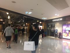 -东荟城名店仓