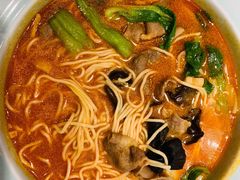 -牛吃草牛杂面(天一店)