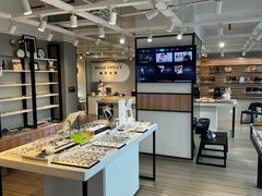 -瑞司视光眼镜·蔡司战略合作眼镜店(新街口店)