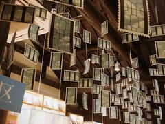 -猫的天空之城概念书店(杭州南宋御街店)