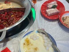 -大芊金重庆串串火锅(南京路店)