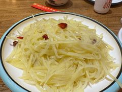 -东来菜馆•手抓海鲜家常菜•海鲜锅贴(鸽子窝店)