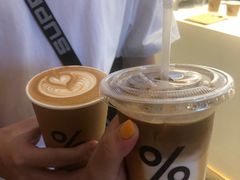冰拿铁-% Arabica阿拉比卡咖啡(武康路店)