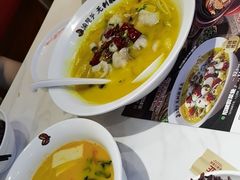 -渝是乎酸菜鱼·川渝小炒(新世界百货望京店)
