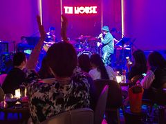 -TZ House音乐现场(来福士中心店)