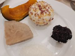 -东方红海鲜百汇(国际大厦店)