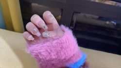 -UGIRL有个美甲
