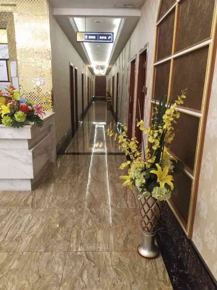 水月湾休闲会所(中嘉广场店)-"开业了没?