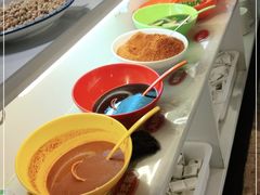 自助调料区-爱客得牛排海鲜烤肉·火锅自助(春熙路黑金好店)