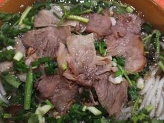 -张氏贵州遵义羊肉粉(伴山名都店)