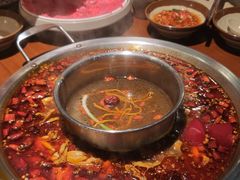 -巴隆门重庆老火锅(太湖路店)