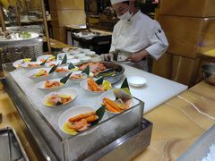 自助取餐区-上海皇廷花园酒店·西餐厅·自助餐