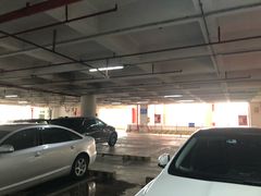 -罗湖口岸交通楼-停车场