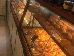 -Dough&Joe团憩(瑞虹天地月亮湾店)