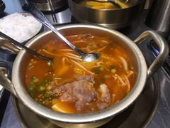 泡菜肥牛汤-本炙炭烤·蒲烧活鳗料理店(金沙洲店)