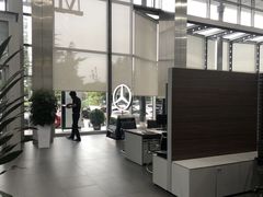 -奔驰上海利星(七宝店)