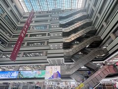 -义乌小商品批发市场(中国小商品城·篁园服装市场店)