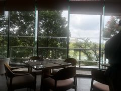 -上海佘山世茂艾美酒店