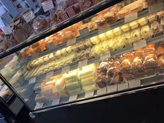 -红宝石·鲜奶小方·海派西点房(南丹店)