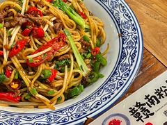 香辣牛肉拌粉-赣南粉局·江西小炒·锅气炒粉(人民广场店)