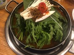 土豆排骨火锅-喇喇排骨火锅·传统韩式脊骨汤(望京西园总店)