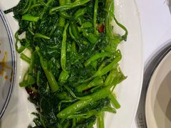 -临界音乐酒馆·小龙虾·江湖菜(华熙LIVE·鱼洞店)