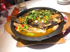 -鸣记脆皮烤鱼·海鲜烤鱼(三八广场店)
