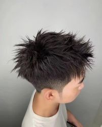-Kraemer Paris  苏豪路易士·嘉玛发廊