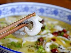 -严厨老坛酸菜鱼(吴江万宝店)