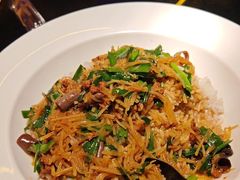 -喝丢一只鞋海鲜烧烤·海肠捞饭(东关街店)
