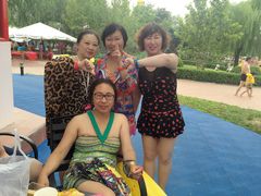 -欢乐水魔方水世界