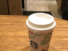 抹茶拿铁换豆奶加一份浓缩-星巴克臻选(深圳罗湖万象城店)