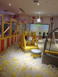 -乐多星球潮玩中心(沈阳嘉里城店)