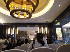 -东方红海鲜百汇(国际大厦店)