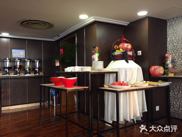 汇泉王朝大饭店-旋转餐厅(南海路店)图片